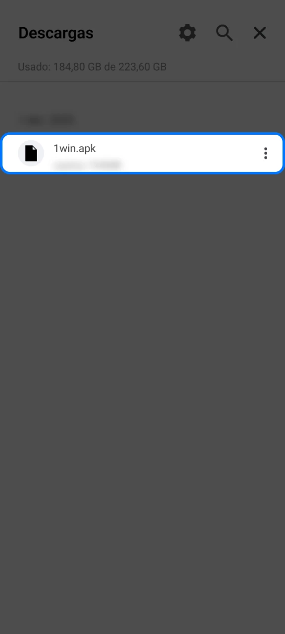 Haga clic en el archivo APK de 1win para instalar la aplicación.